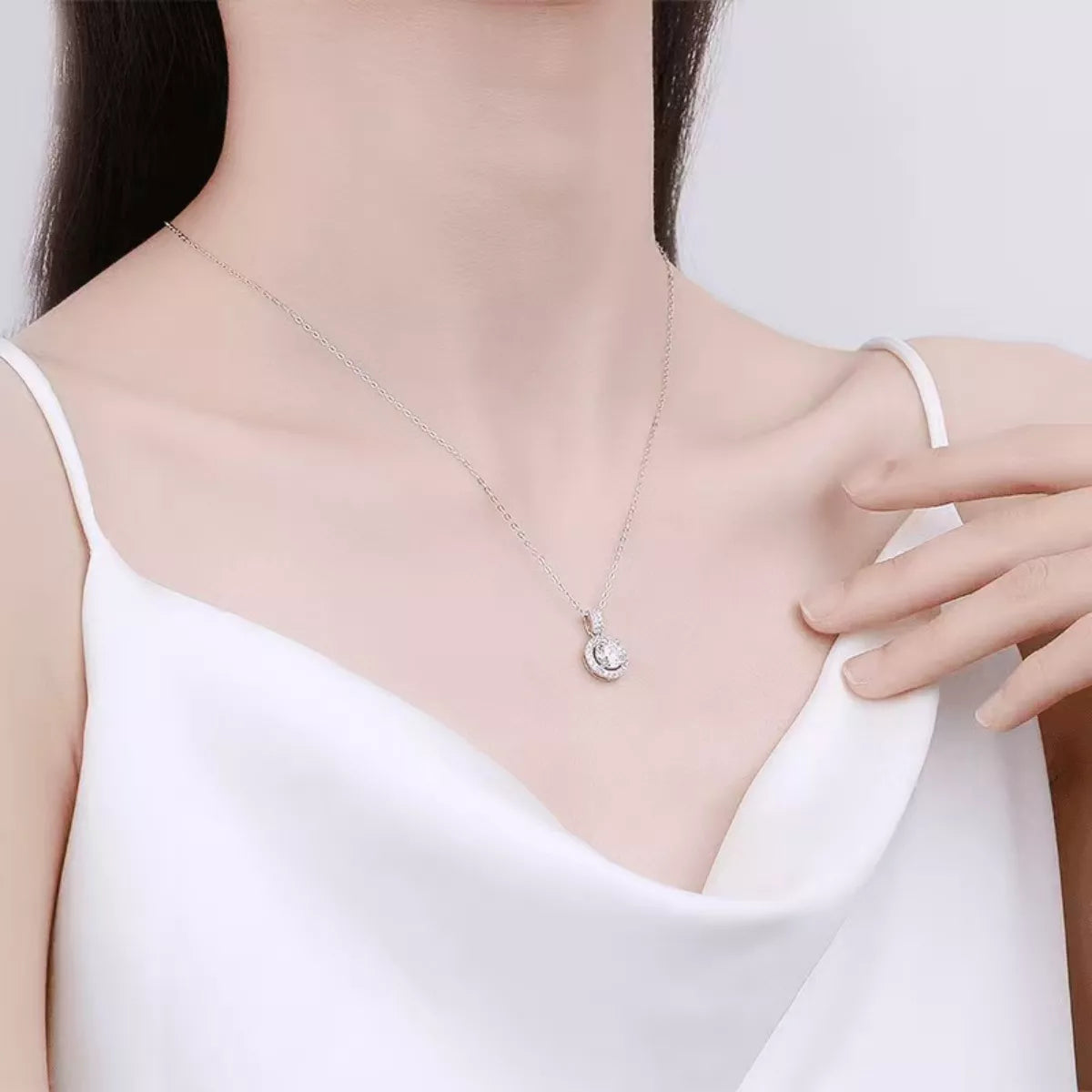1 Carat Moissanite 925 Sterling Silver Pendant Necklace - Girly Tea