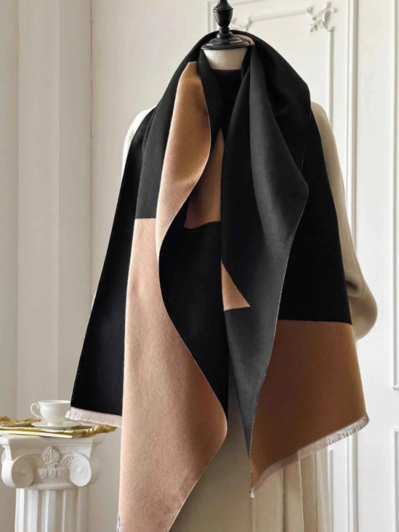 Color Block Raw Hem Scarf
