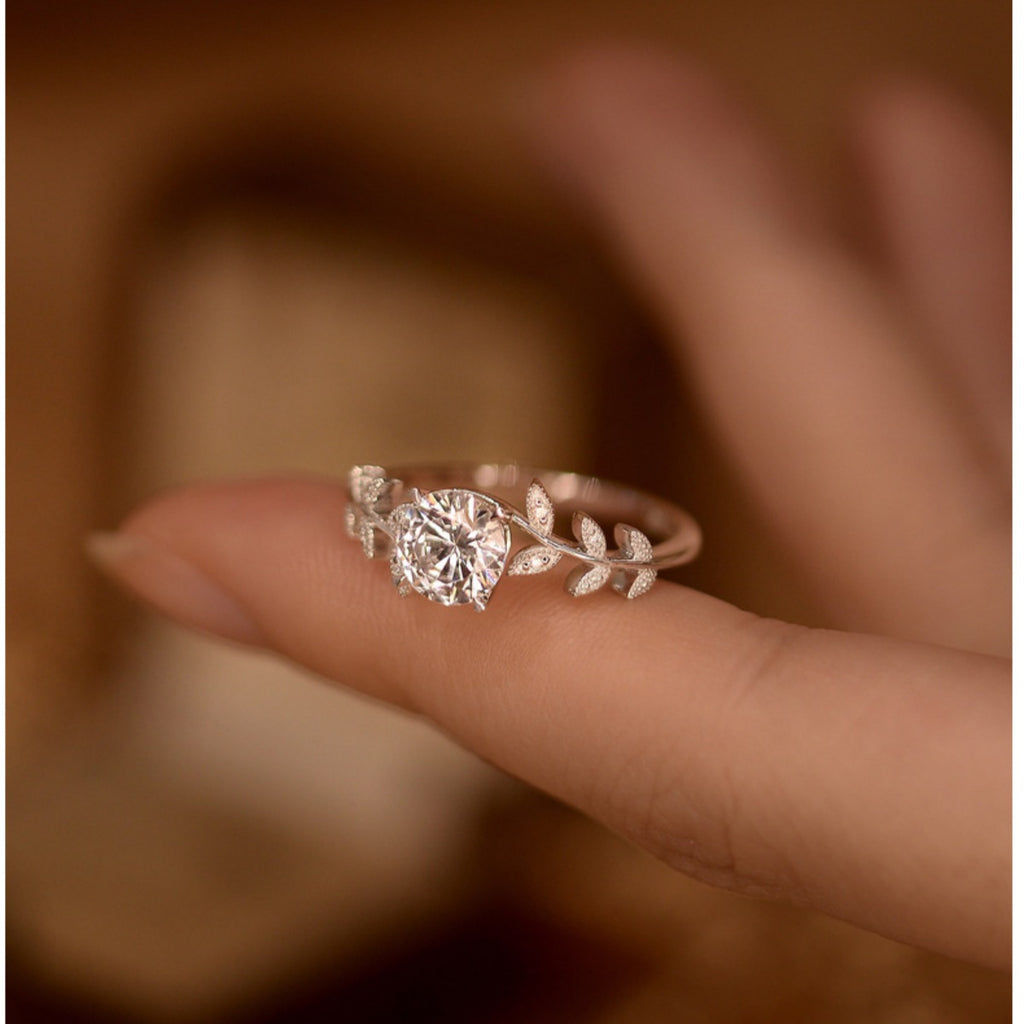 1 Carat Moissanite 925 Sterling Silver Leaf Ring - Girly Tea