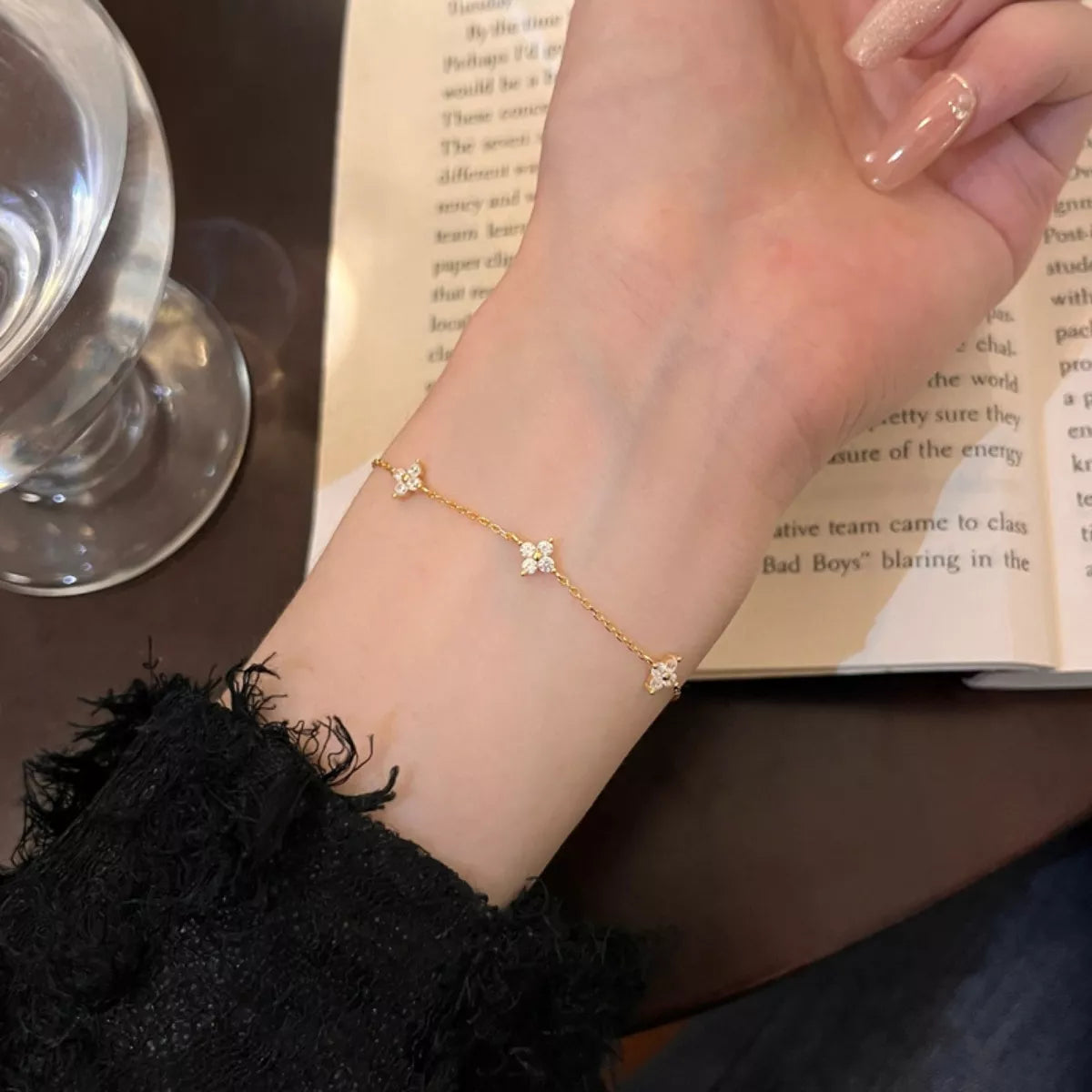 Clover Charm Bracelet - Girly Tea