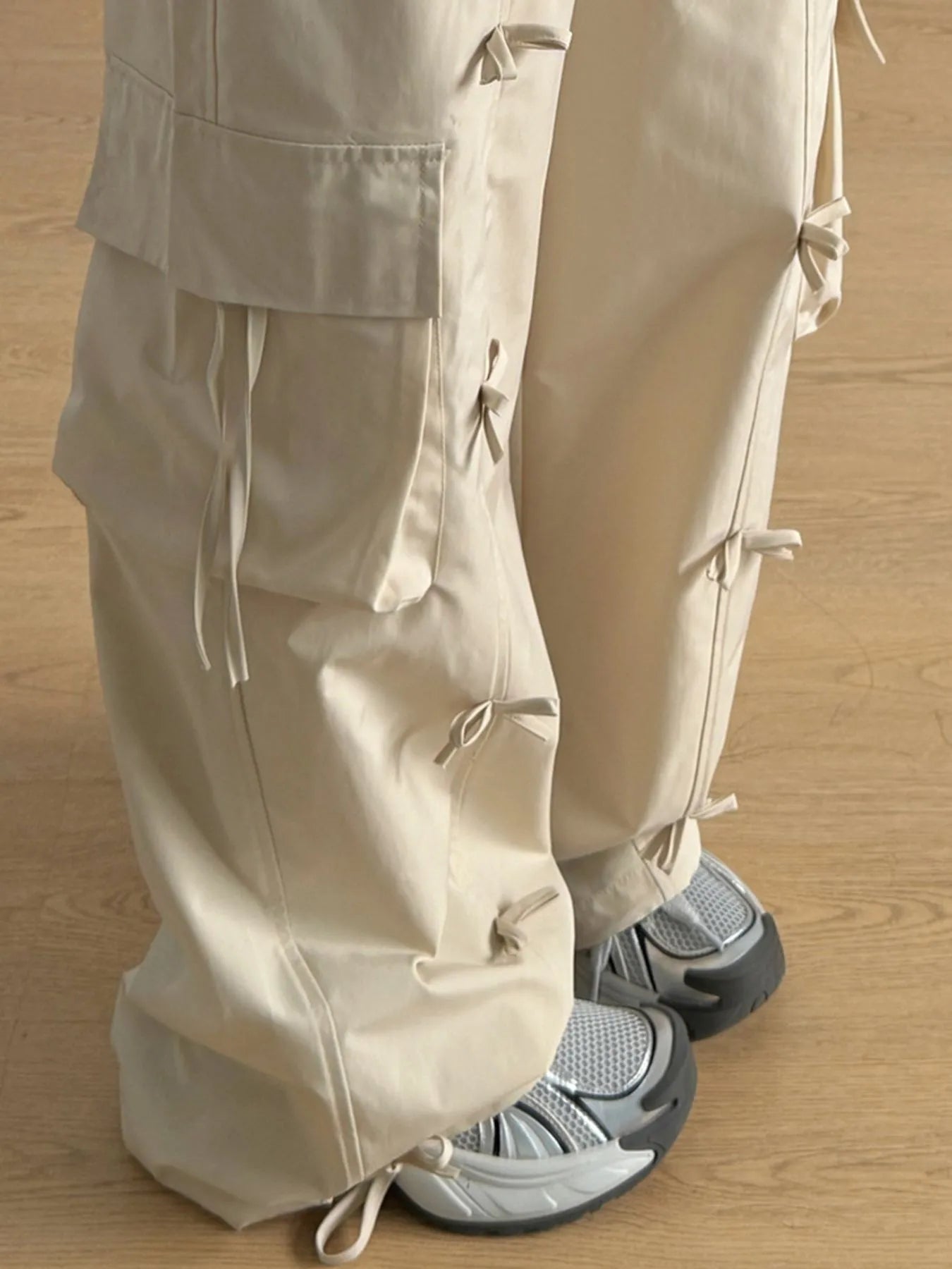 Bow Elastic Waist Cargo Pants - Girly Tea