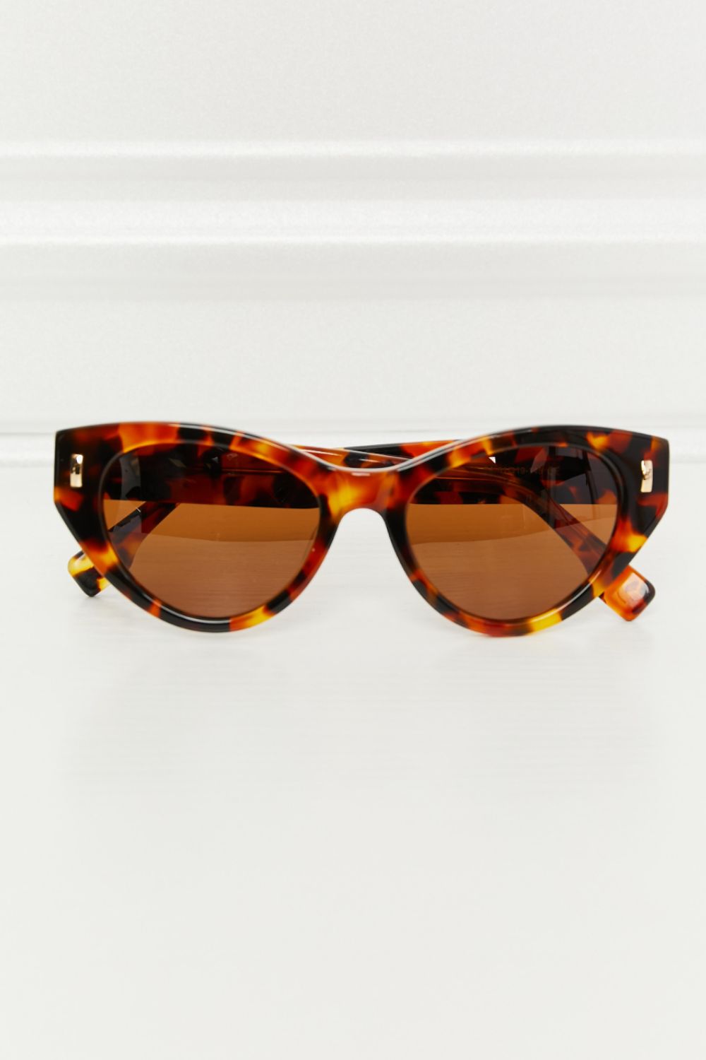 Tortoiseshell Acetate Frame Sunglasses - Girly Tea