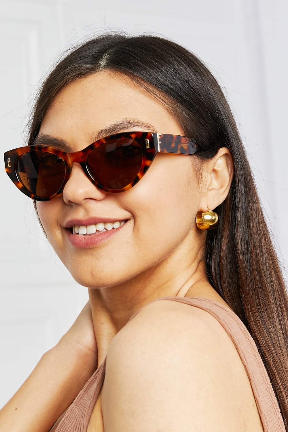Tortoiseshell Acetate Frame Sunglasses - Girly Tea