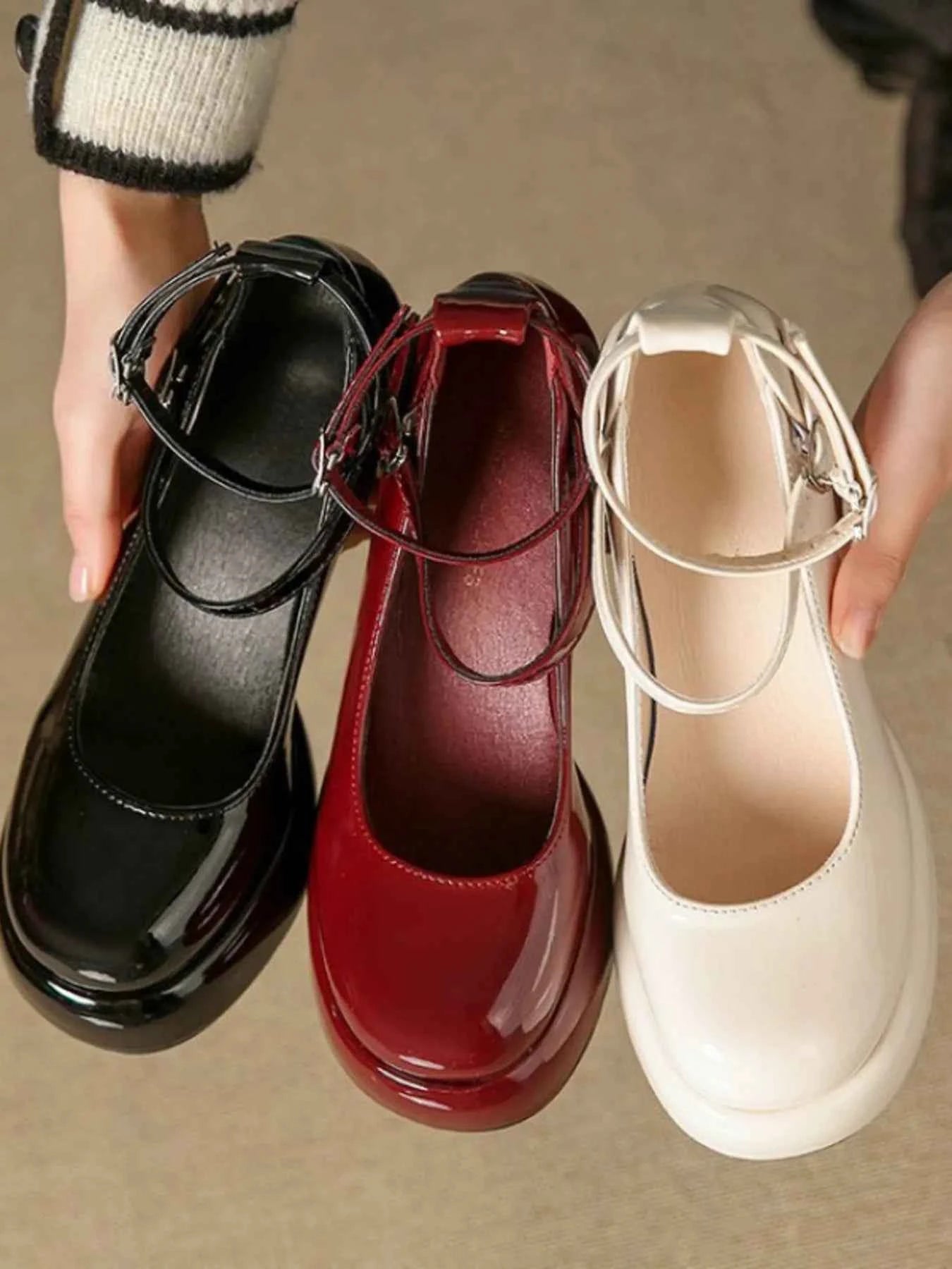 Patent Leather Mary Jane Platform Pumps