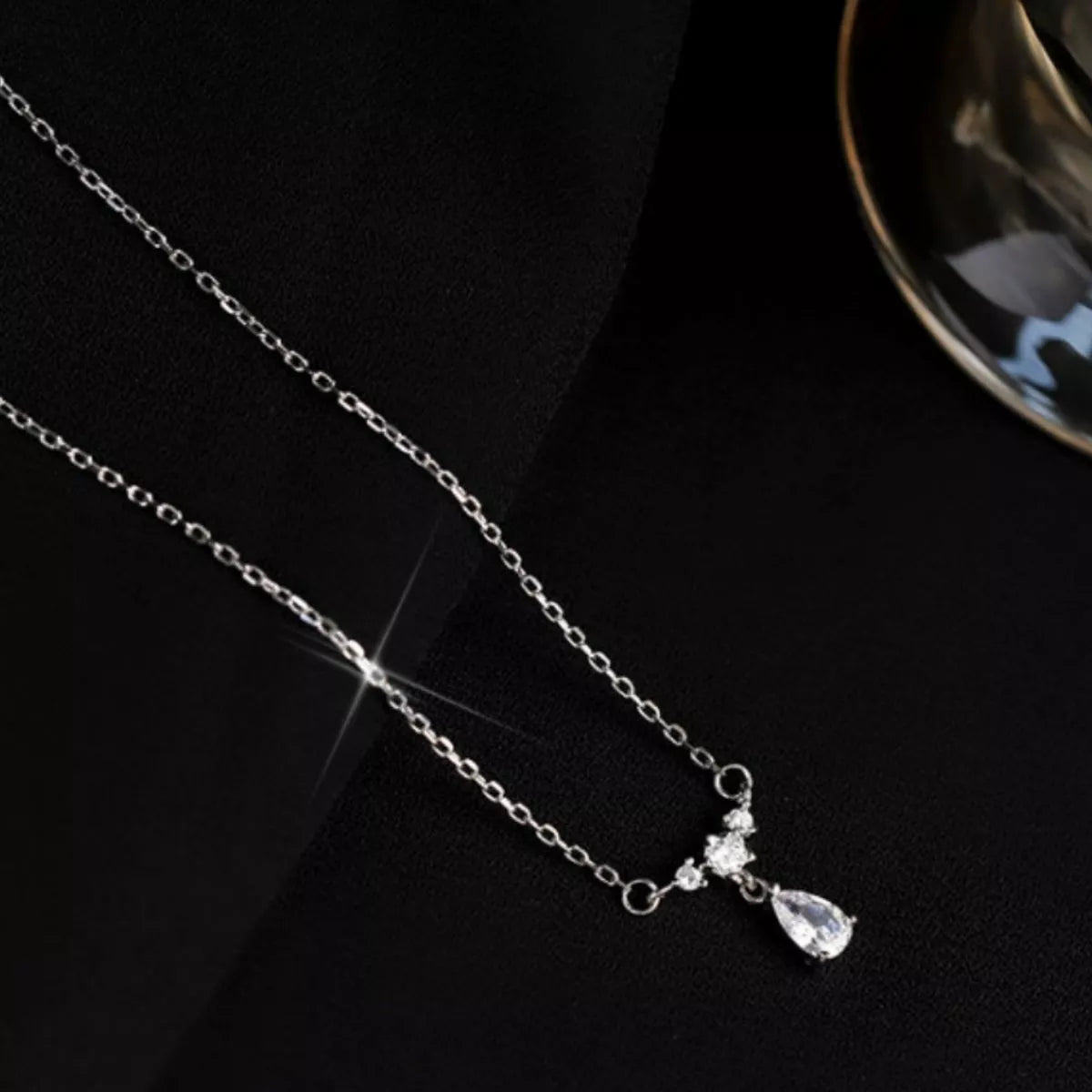 925 Sterling Silver Zircon Teardrop Necklace - Girly Tea