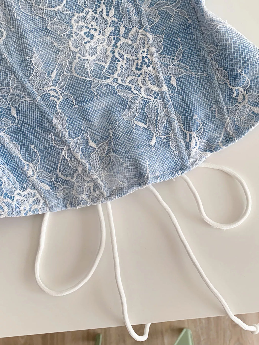 Lace Trimmed Tube Top - Girly Tea