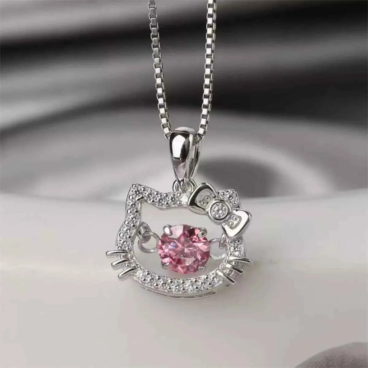 2 Carat Moissanite 925 Sterling Pendant Silver