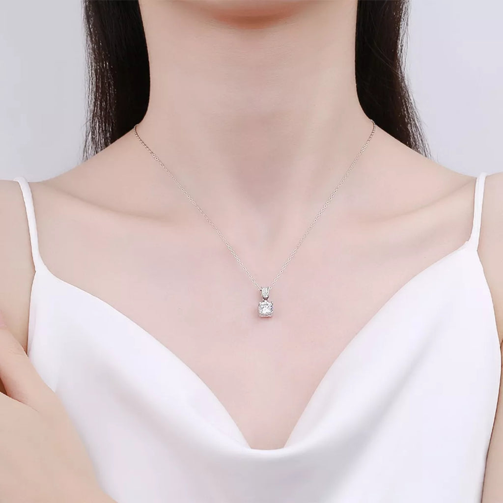 1 Carat Moissanite 925 Sterling Silver Necklace - Girly Tea