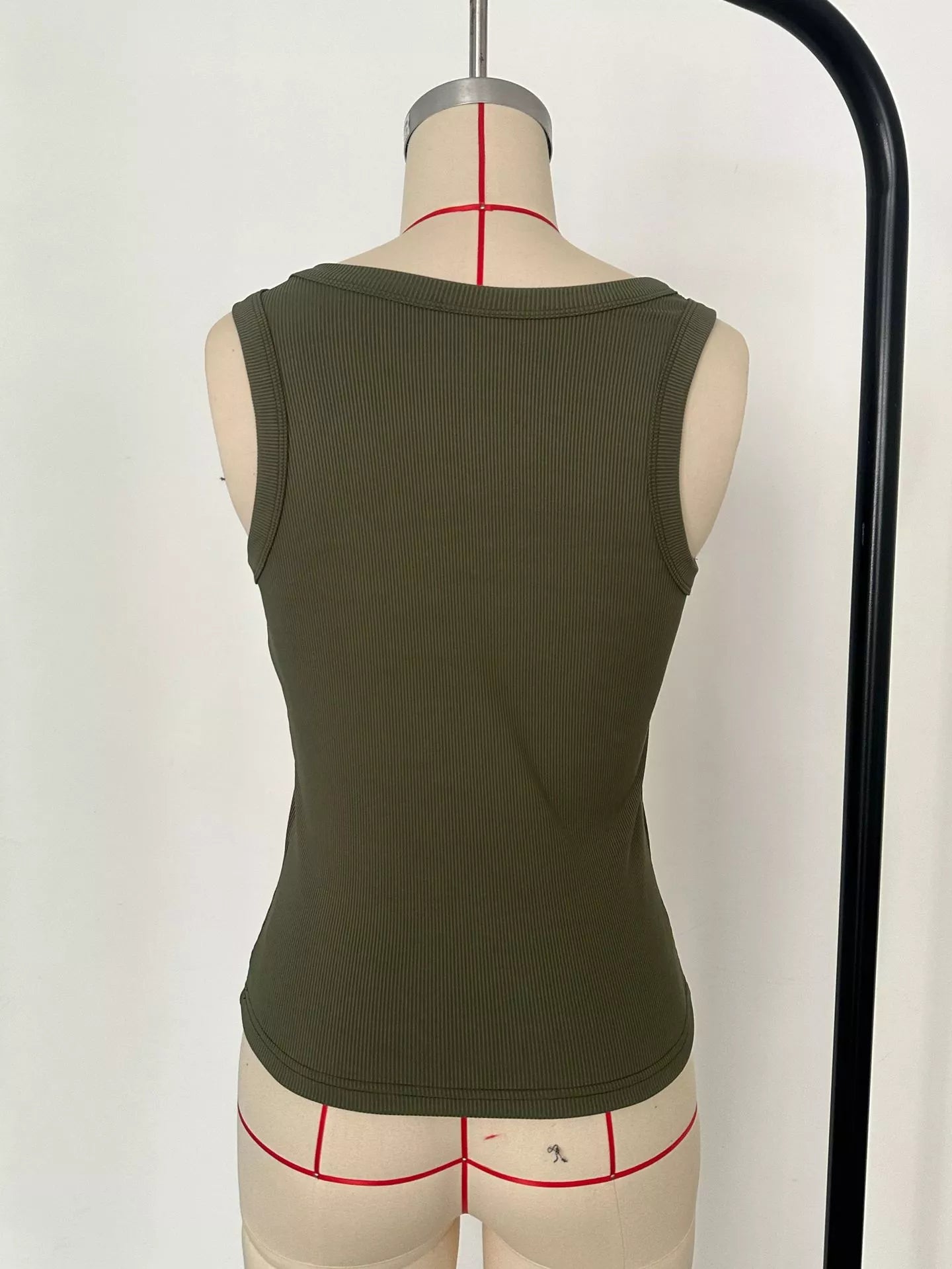 Ribbed Knit Slim Fit Tank - Girly Tea