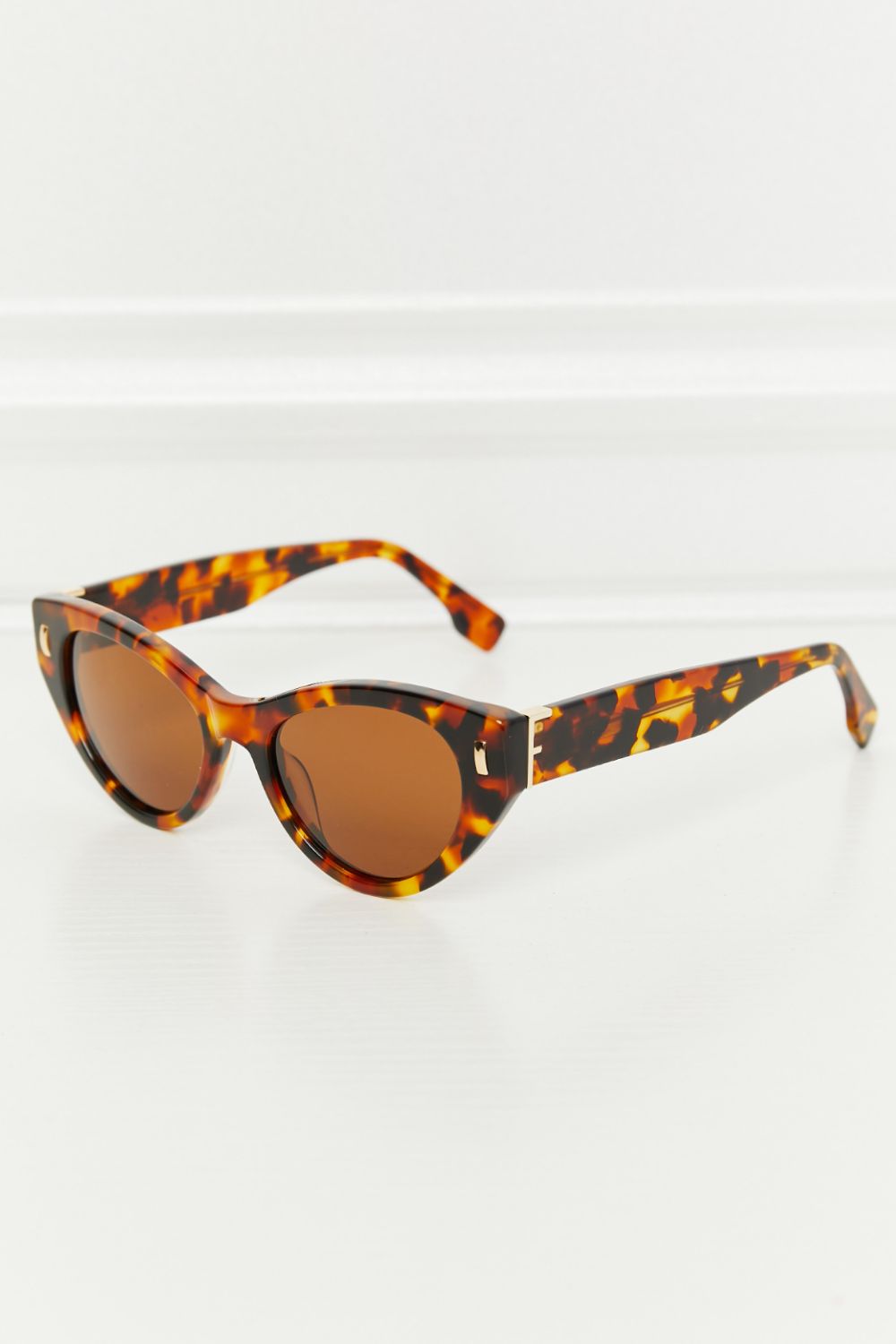 Tortoiseshell Acetate Frame Sunglasses - Girly Tea