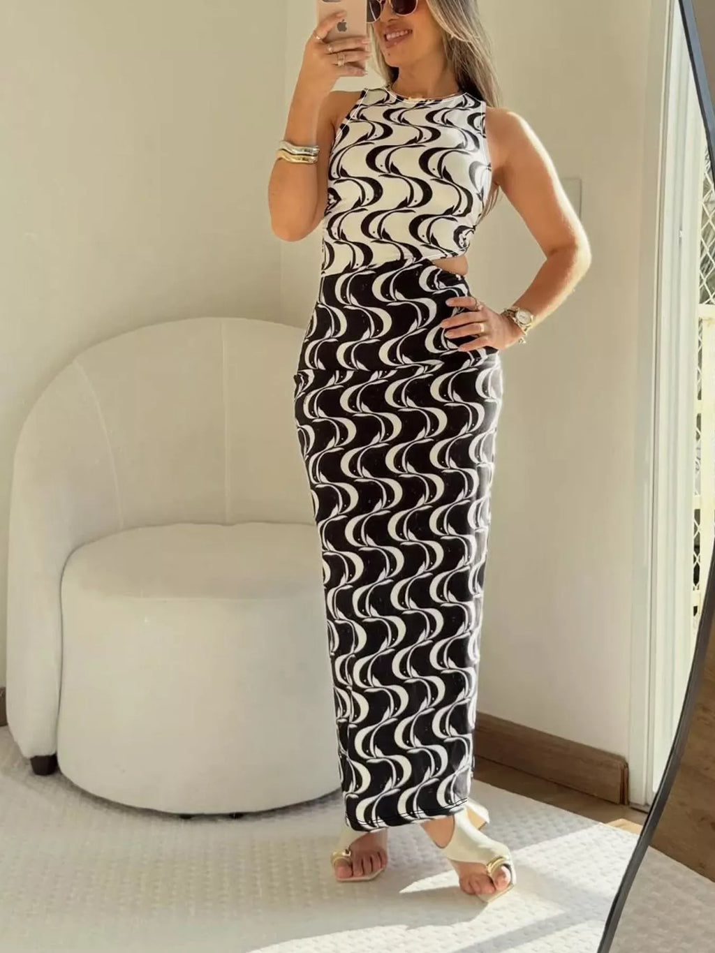 Sleeveless Wave Print Cutout Maxi Dress - Girly Tea