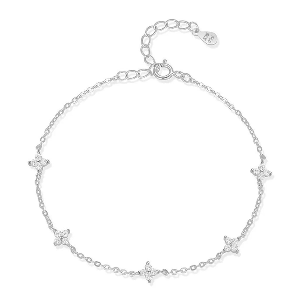 Clover Charm Bracelet - Girly Tea