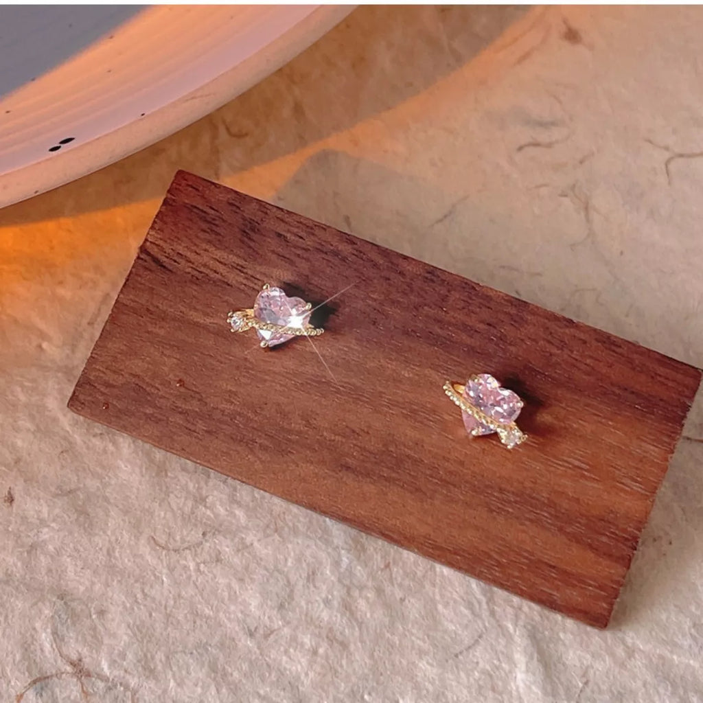 Heart Planet Stud Earrings - Girly Tea