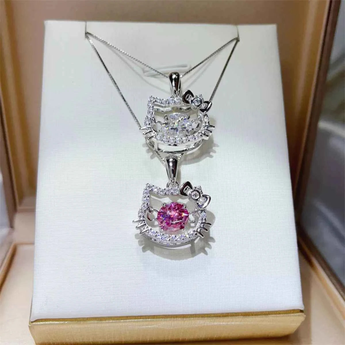 2 Carat Moissanite 925 Sterling Pendant Silver