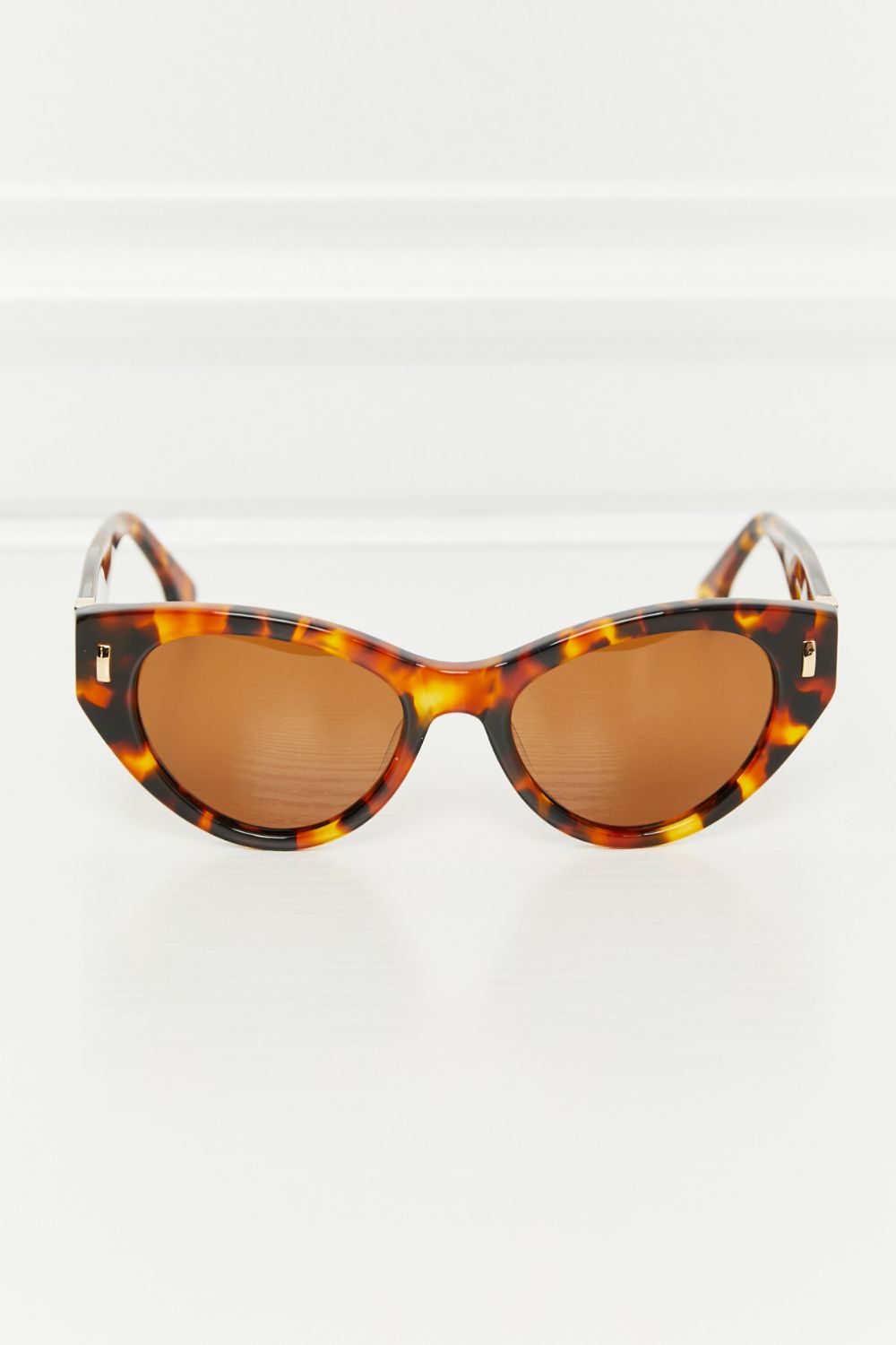 Tortoiseshell Acetate Frame Sunglasses - Girly Tea