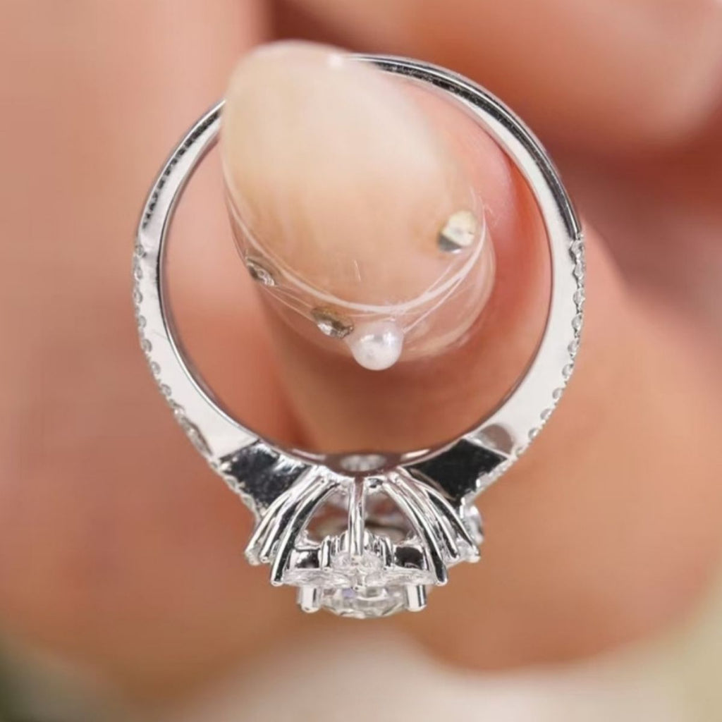 1 Carat Moissanite 925 Sterling Silver Ring - Girly Tea